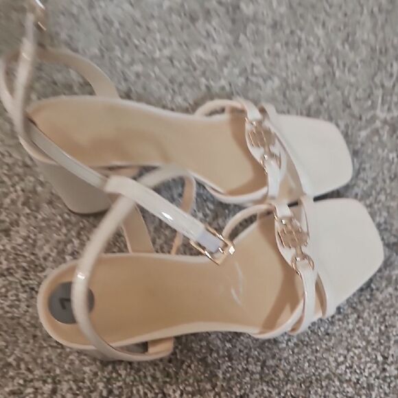 Tommy Hilfiger Cream Sandals - Picture 7 of 8